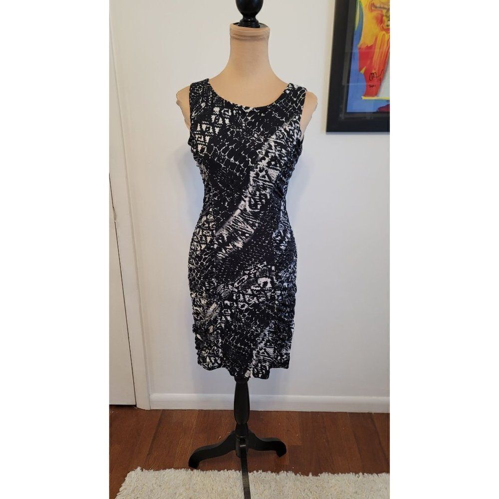 Enfocus Studio Sheath Style Dress Size 4